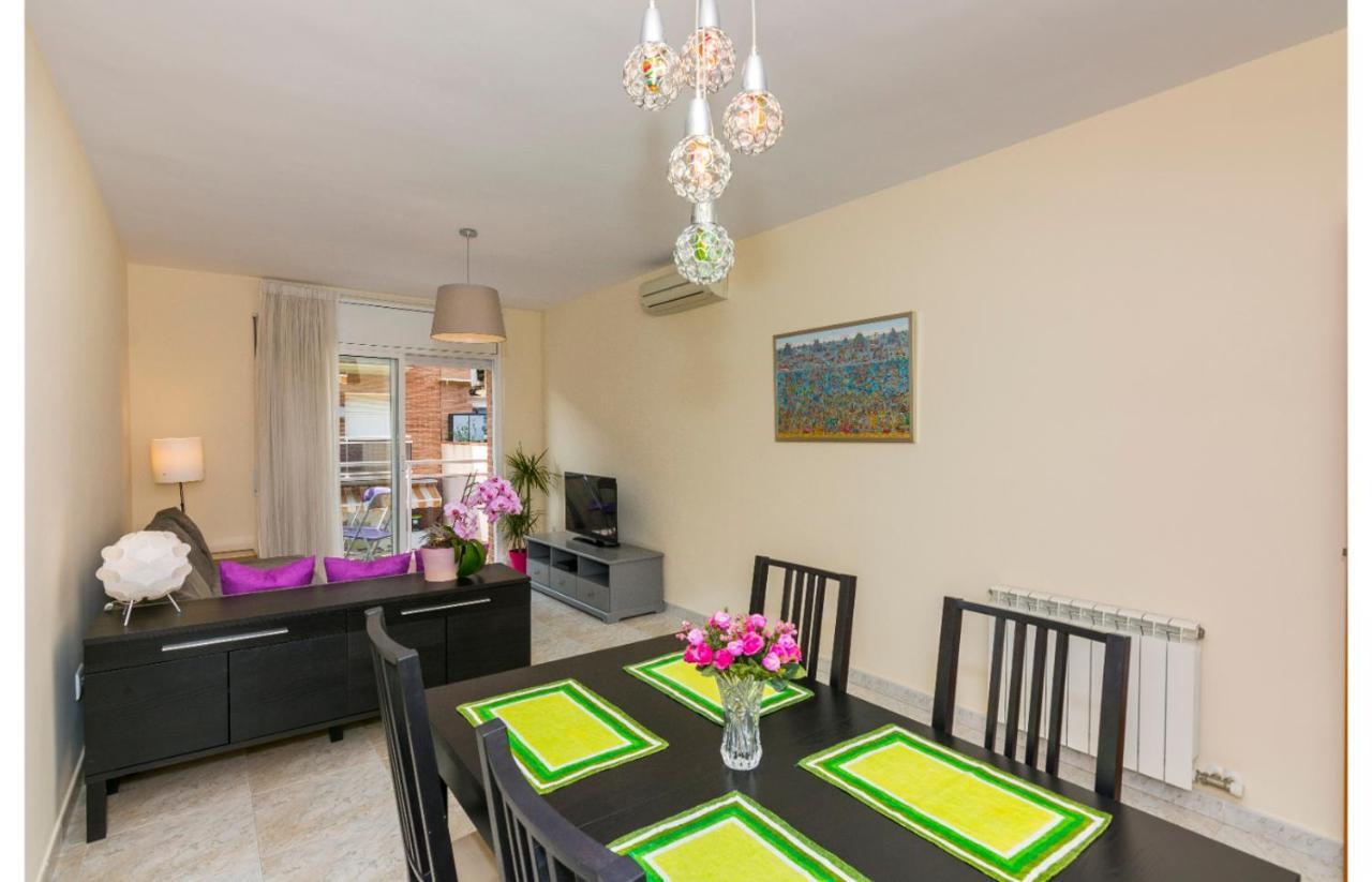 Homeholidaysrentals Salvador Pineda de Mar Ngoại thất bức ảnh
