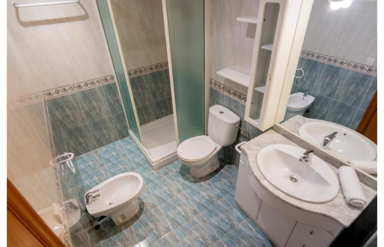 Homeholidaysrentals Salvador Pineda de Mar Ngoại thất bức ảnh