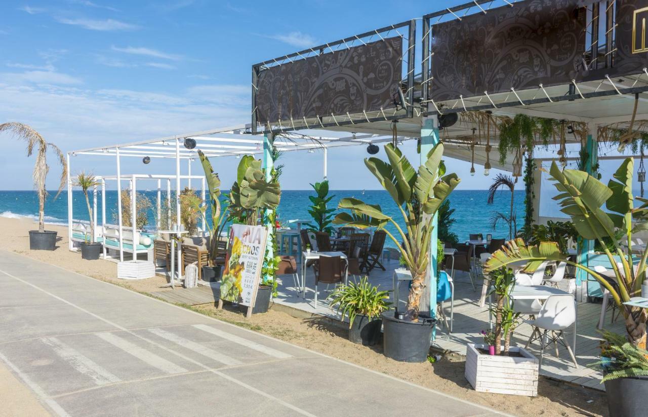 Homeholidaysrentals Salvador Pineda de Mar Ngoại thất bức ảnh